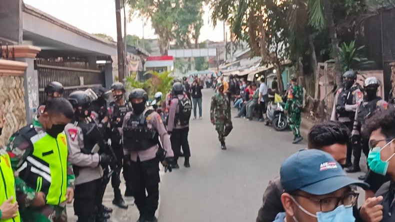 60 Personel Gabungan Polri dan TNI Geledah Eks Markas FPI di Petamburan