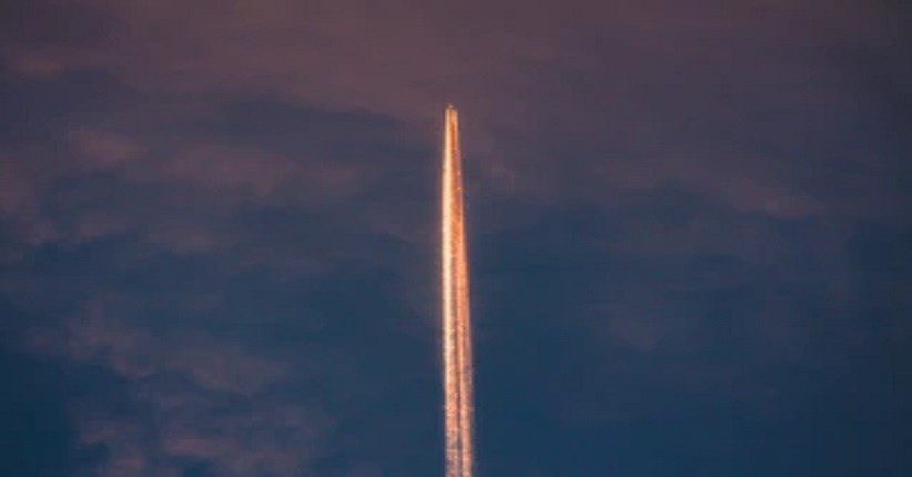 China Luncurkan Prototype Robot Penangkap Sampah Antariksa