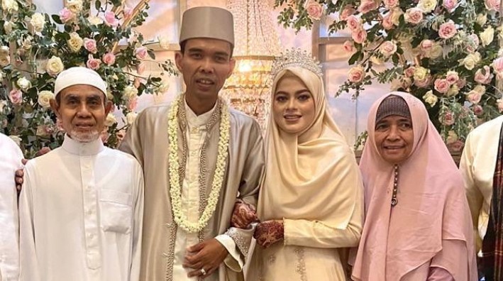 Posting Foto Menikah, Ustadz Abdul Somad Banjir Doa dari Selebriti dan Netizen