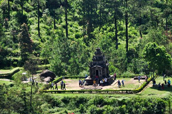 Misteri Candi Gedong Songo di Gunung Ungaran dan Kisah Hanoman Mengubur Dasamuka