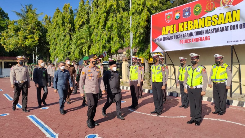 Tindak Lanjuti Program 100 Hari Kapolri, Polres Enrekang Gelar Apel Kebangsaan Tiga Pilar