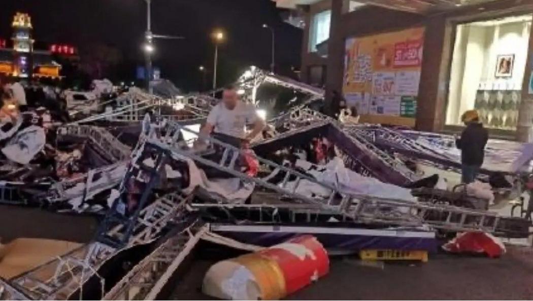 Badai Dahsyat Hantam Kota di China, 11 Orang Tewas 102 Luka-Luka