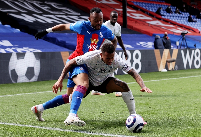Hajar Crystal Palace 2-0, Man City Selangkah Lagi Juara Liga Inggris