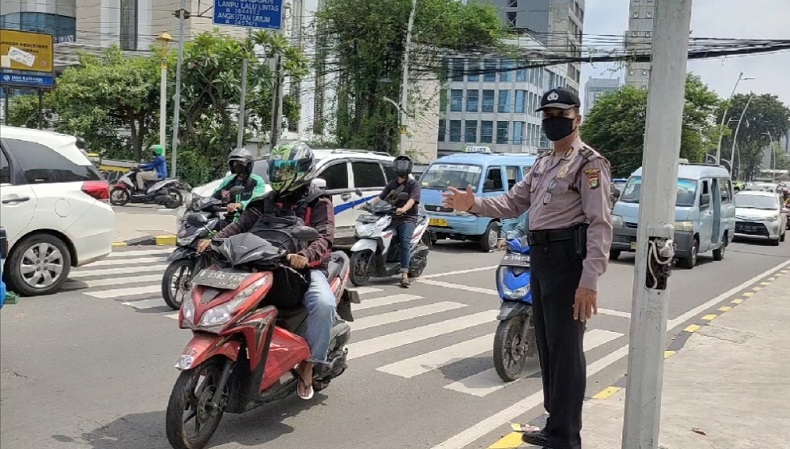 Pasar Tanah Abang Penuh, Jalan Fachrudin Ditutup Sementara