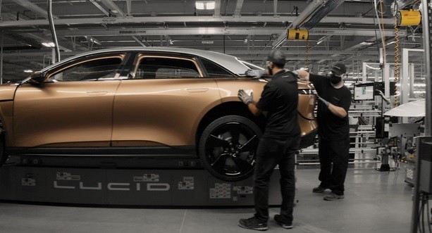 Lepas Ketergantungan Minyak, Arab Saudi Berambisi Bangun Mobil Listrik