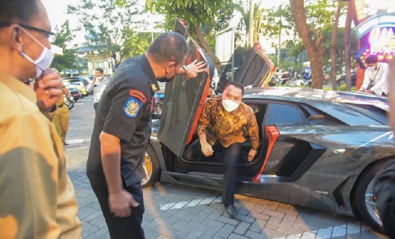 Naik Lamborghini Bareng Crazy Rich Surabaya, Wali Kota: Jantung Rasanya Mau Copot