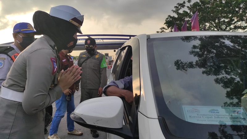 Larangan Mudik, 730 Kendaraan di Jembatan Suramadu Dipaksa Putar Balik 