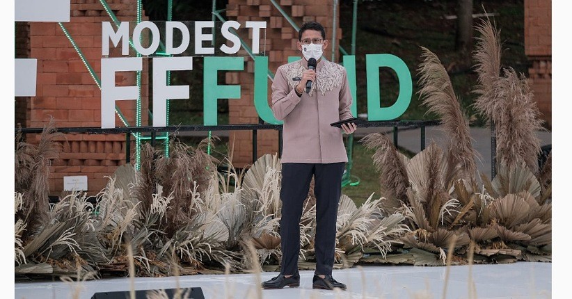 Hadiri Acara Modest Fashion Founders Fund 2021, Sandiaga Uno Terlihat Lebih Langsing