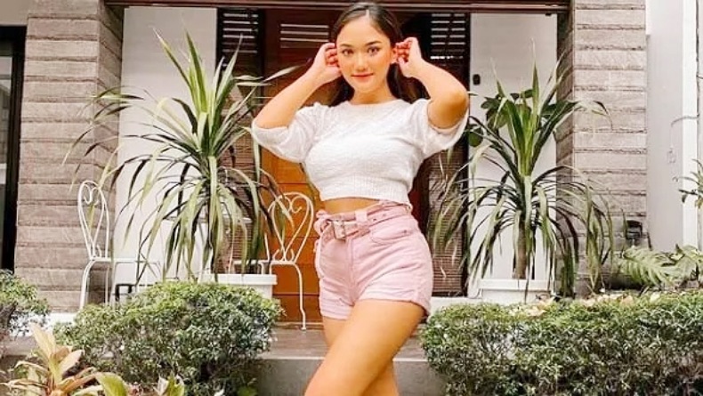 Dikritik Netizen karena Sering Berbusana Terbuka, Marion Jola Tak Ambil Pusing