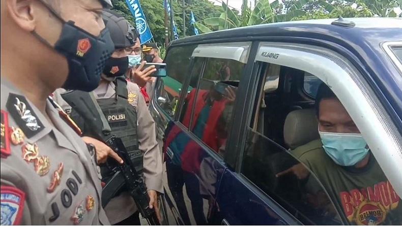 Ada-Ada Saja, Pemudik di Asahan Pakai Atribut Polisi namun Tetap Diminta Putar Balik