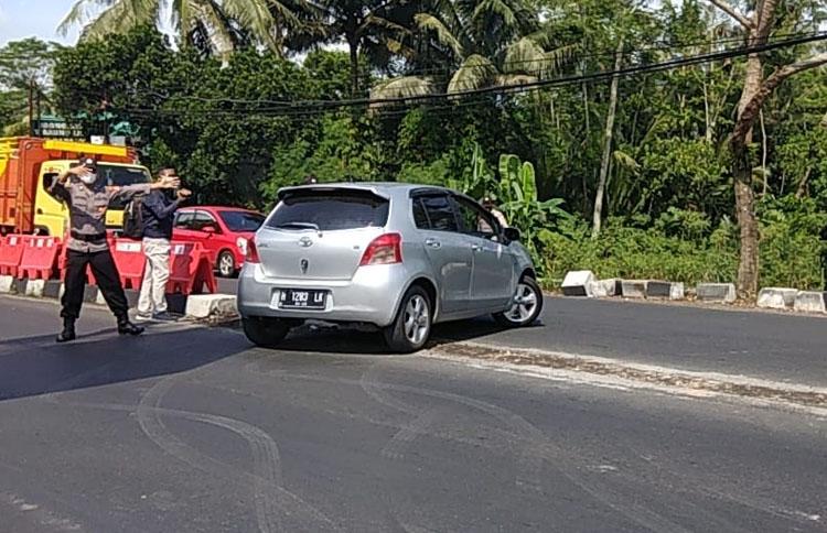 Nekat Mudik ke Jogja, Puluhan Kendaraan Dipaksa Putar Balik  