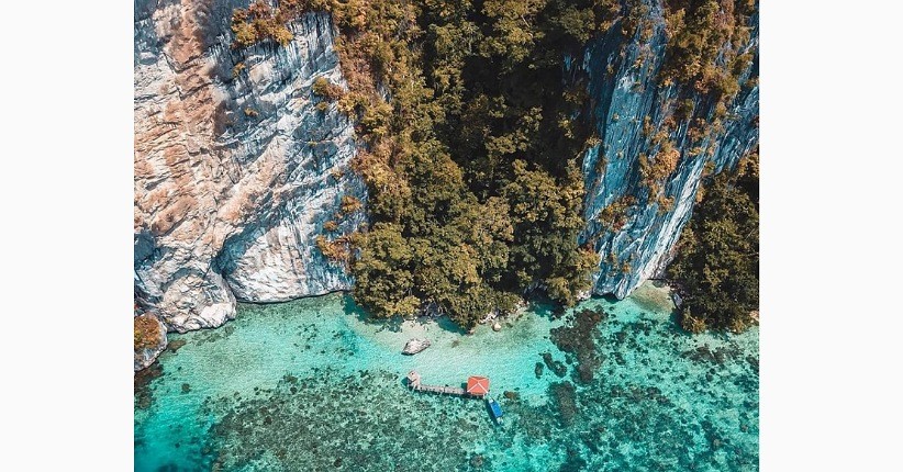 Eksplorasi Keindahan Tebing Sawai, Cantik bak Surga Tersembunyi di Maluku   