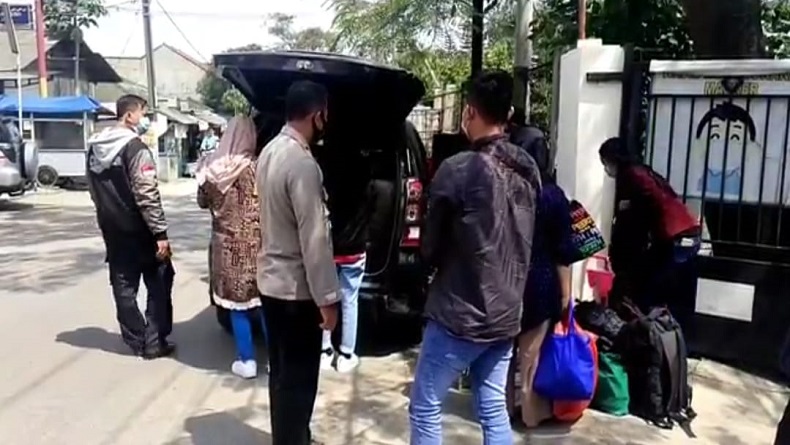 Lagi, Petugas Amankan 2 Travel Gelap Penuh Penumpang di Cileunyi