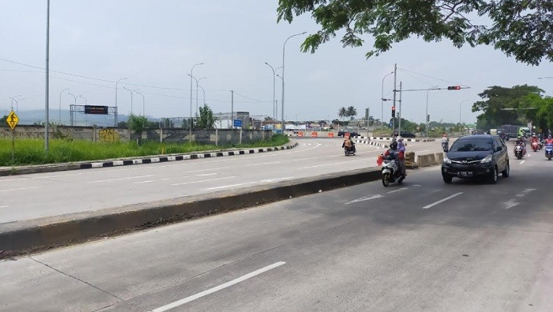 Suasana Terkini di Jalan Raya Bogor-Sukabumi, Ramai Lancar