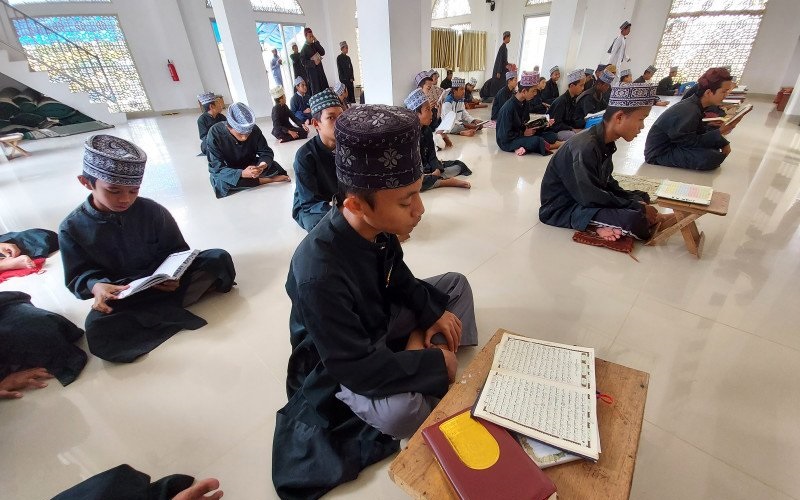 Mengintip Pesantren Kanzul Ulum Padang, Gudang Para Pencari Ilmu