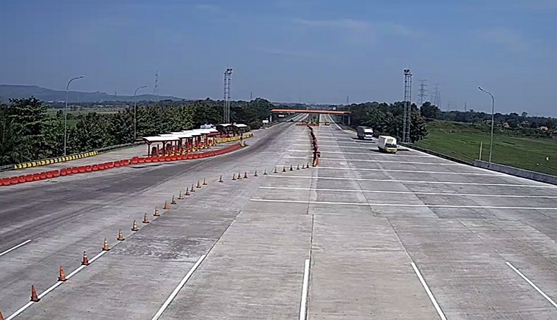 H-1 Lebaran, Arus Lalu Lintas di Tol Cipali Sepi