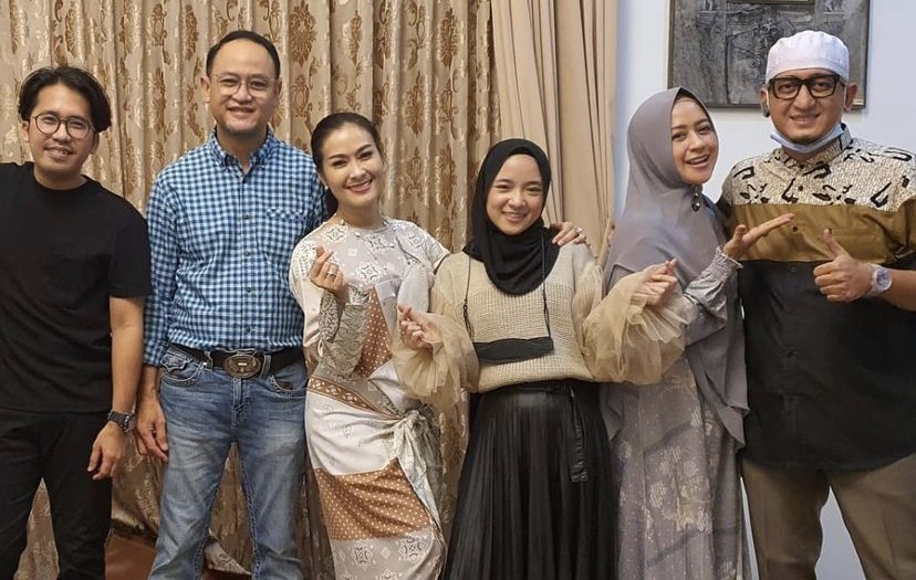 Ustaz Zacky Mirza Unggah Momen Bukber Bareng Ayus dan Nissa Sabyan, Netizen Minta Hapus   