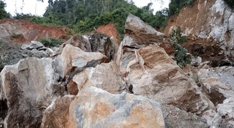 1 Orang Korban Longsor Tambang Emas Ilegal di Solok Selatan Masih Dicari   