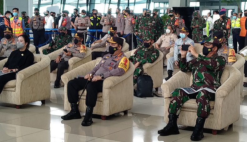 Tinjau Bandara Soetta, Kapolri Temukan Celah Pelanggaran di Kedatangan Luar Negeri