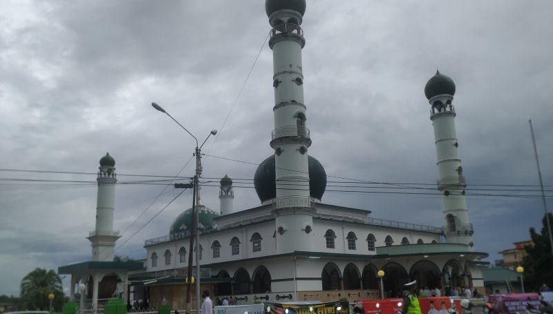 Diimbau Salat Id di Rumah, Jemaah Masjid di Pangkalpinang Berkurang