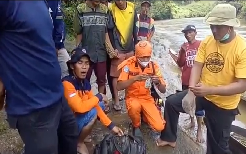 Nekat Sewa Perahu demi Hindari Penyekatan, 3 Pemudik Hilang di Muara Paiti