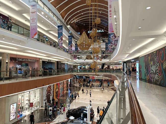 Perpanjang PPKM Level 4, Anies Wajibkan Vaksinasi untuk Pengunjung dan Pekerja Mal