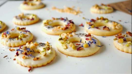 Unik! Bikin Cookies dari Edible Flower, Mudah dan Renyah