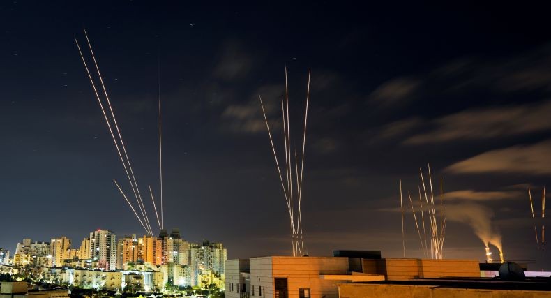 Perang Israel-Palestina Makin Sengit, Haniya kepada Netanyahu: Jangan Bermain Api!