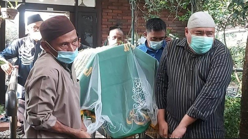 Akbar Tandjung hingga Yenny Wahid Hadiri Pemakaman Wimar Witoelar di TPU Tanah Kusir