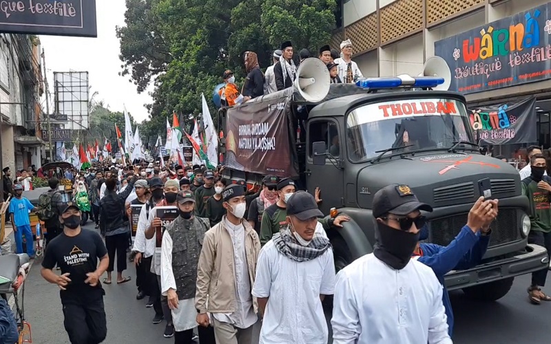 Ribuan Umat Islam Tasikmalaya Turun ke Jalan Gelar Aksi Bela Palestina