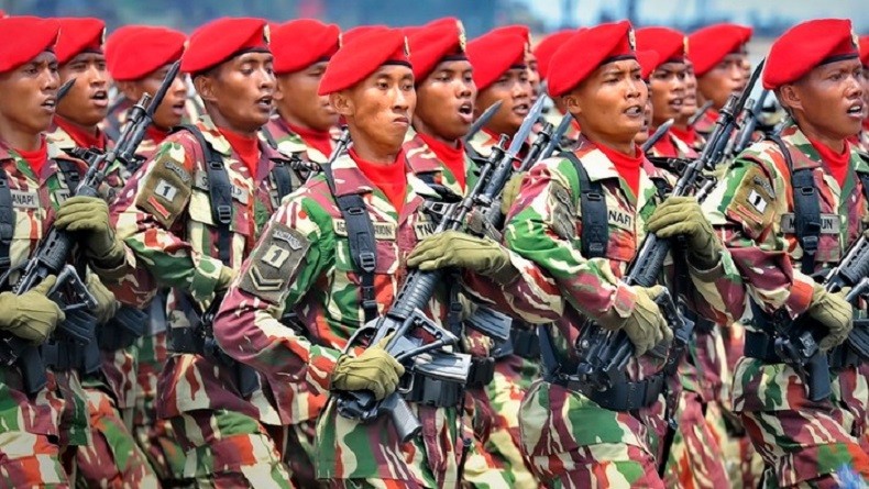 Mengenal Berbagai Macam Warna Baret di Kesatuan TNI AD