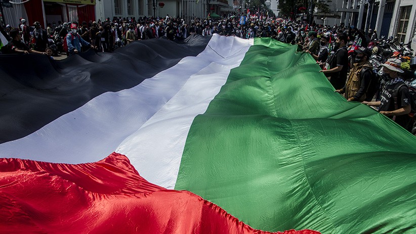 Kisah Emak-Emak di Payakumbuh yang Jual Baju Bekas untuk Bantu Palestina