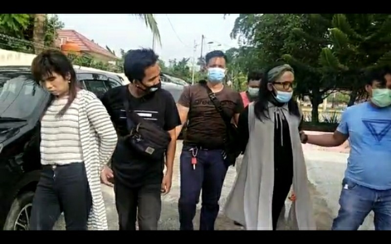Apes, Pesan Perempuan secara Online, Pria di Prabumulih Malah Dirampok 2 Waria saat Pemanasan