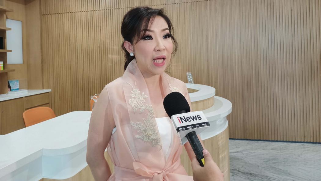 Pakai Make Up Tiap Hari, Begini Tips Rawat Wajah Ala Dokter Mimi Safei 