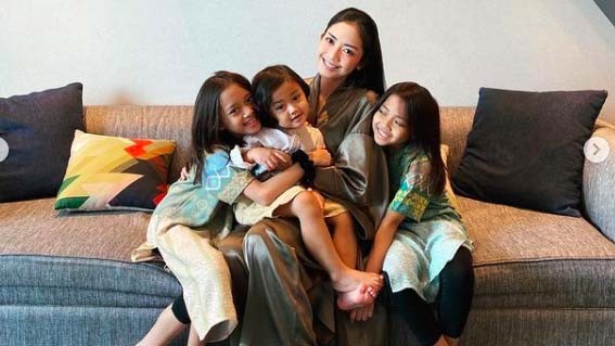 Gosip Pernikahan Retak, Ririn Dwi Ariyanti Unfollow IG dengan Anak Sambung