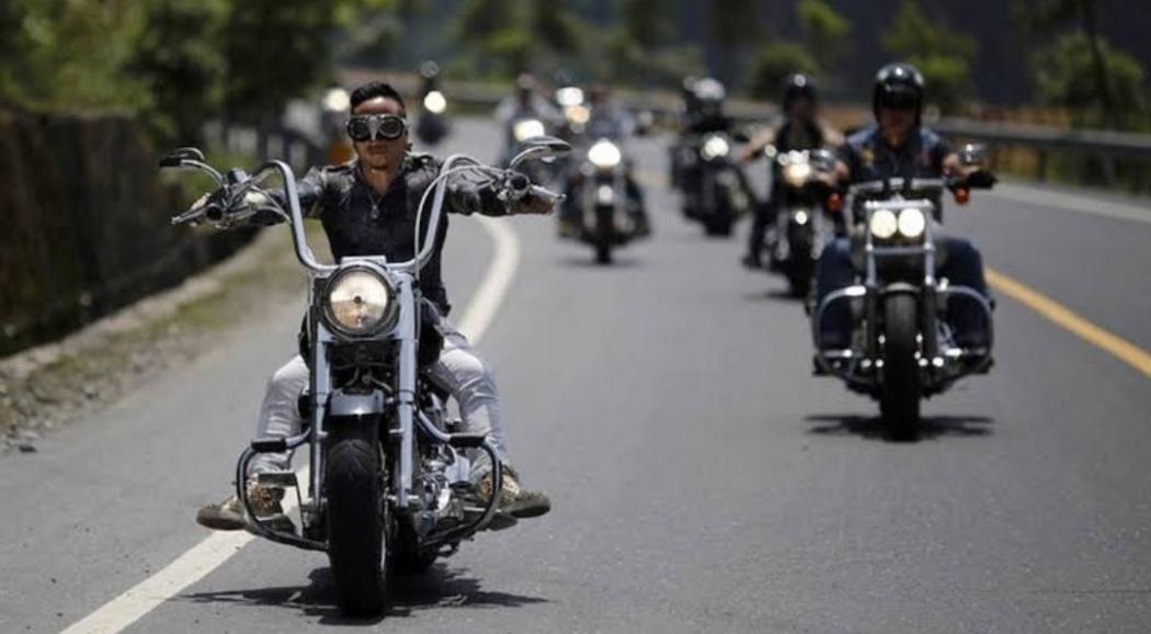 Rombongan Moge Lewat Pengendara Lain Tak Perlu Nyingkir, Kecuali 7 Kendaraan Prioritas Ini