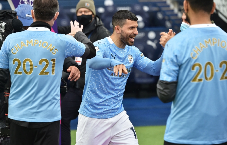 Ditinggal Sergio Aguero ke Barcelona, Bos Man City Bingung Cari Striker Berkelas