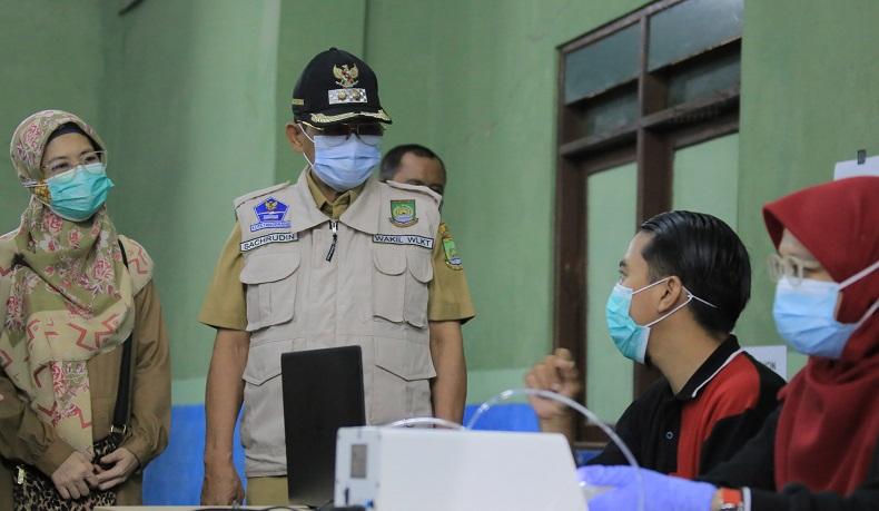Tracking Covid-19, Pemkot Tangerang Tes GeNose di Tempat Keramaian