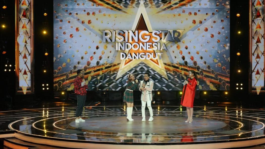 Ayu Ting Ting Tampil Modis di Rising Star Indonesia Dangdut