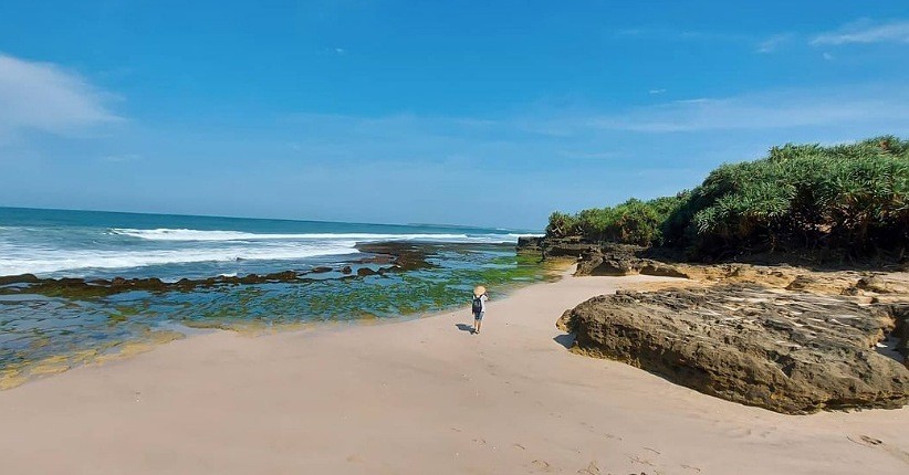 Terpikat Keindahan Pantai Ujung Genteng Sukabumi, Ada Pasir Putih hingga Tukik