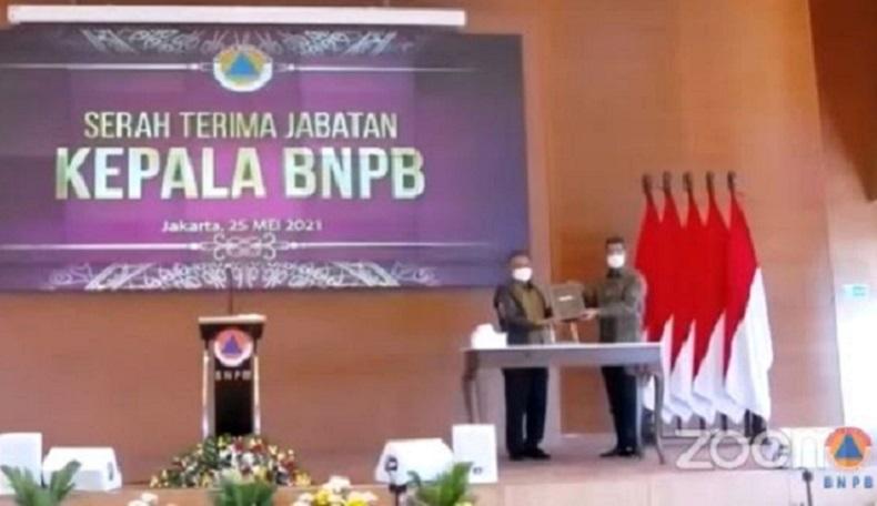 Doni Monardo Serahkan Jabatan Kepala BNPB ke Ganip Warsito