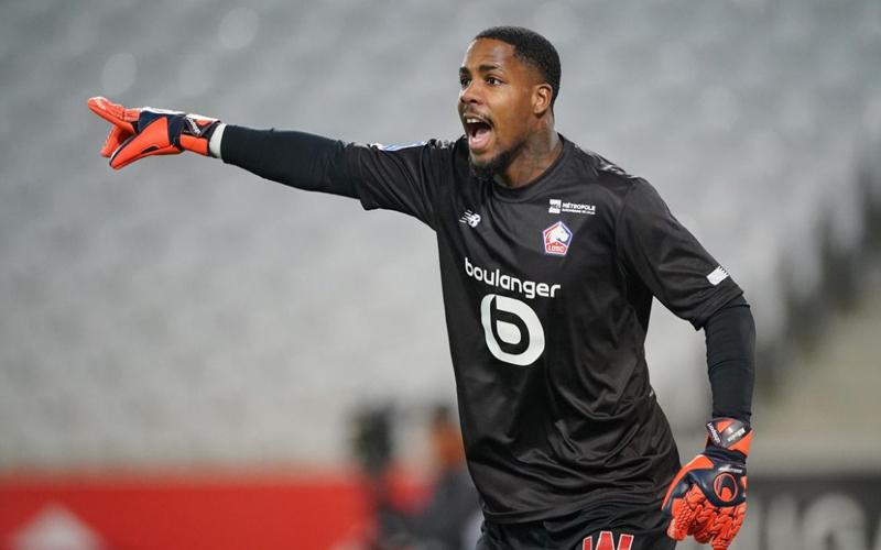 Mike Maignan Tiba di Milan, Segera Tes Medis dengan I Rossoneri