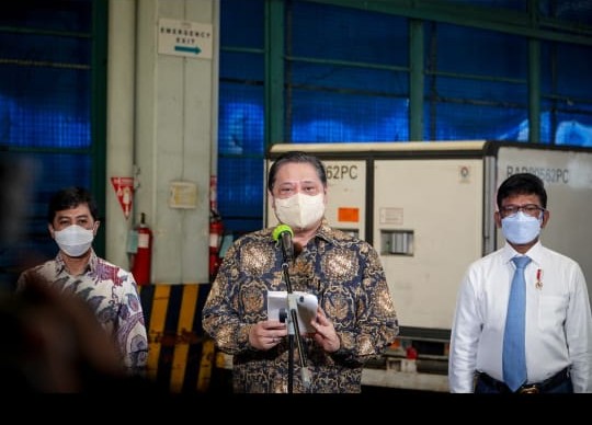 8 Juta Vaksin Sinovac Tiba di Indonesia, Pemerintah Pastikan Keamanan dan Mutunya