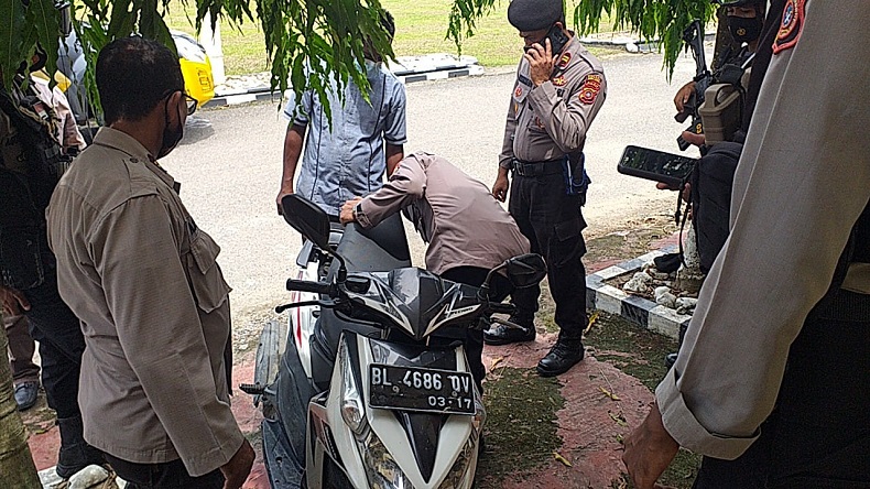 Asyik Seruput Kopi, Warga Lhoksukon Tak Sadar Uang Rp47 Juta Dicuri