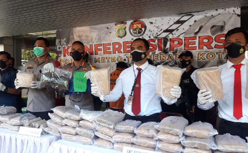 Polres Tangerang Gagalkan Pengiriman 65 Kg Ganja Berkedok Makanan