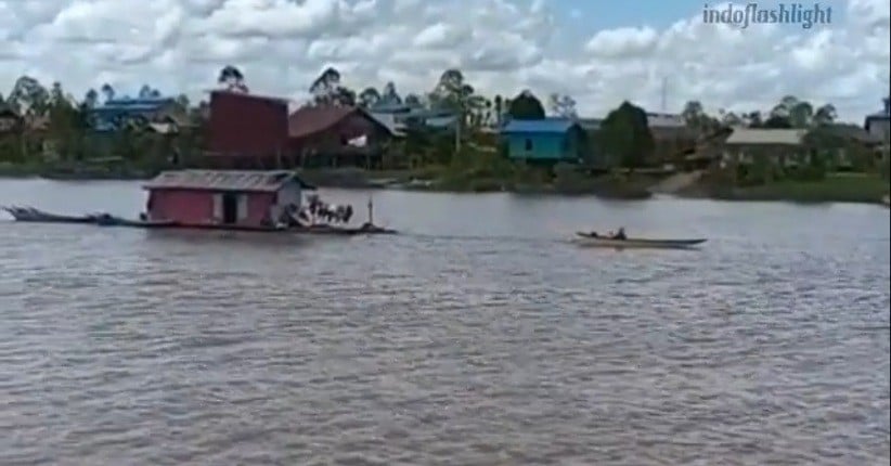 Uniknya Rumah Apung di Sungai Mahakam Kaltim, Yuk Ketahui Fakta Lainnya