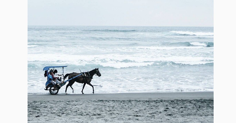 5 Pantai di Yogya Terkenal Horor, Nomor 3 Dijuluki Gerbang Menuju Keraton Gaib