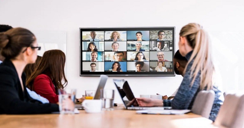 Zoom Kini Mendukung Fitur Center Stage iPad Pro