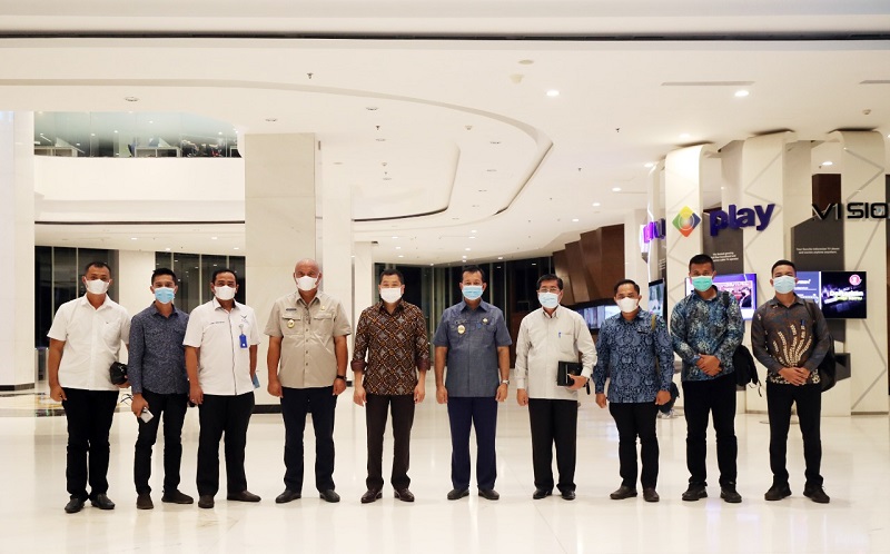 Ingin Majukan Nias Utara, Bupati Amizaro Waruwu Temui Hary Tanoesoedibjo