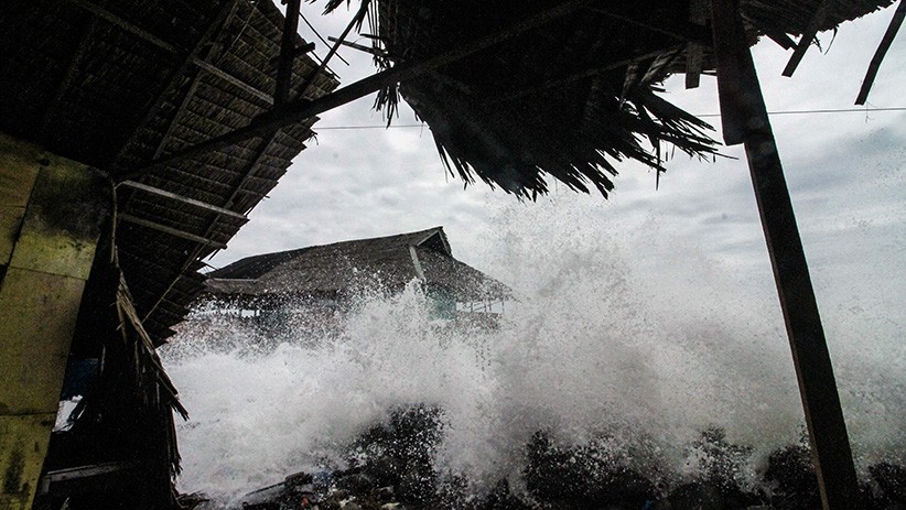 Permukiman di Lhokseumawe Diterjang Gelombang, Air Laut Masuk Rumah